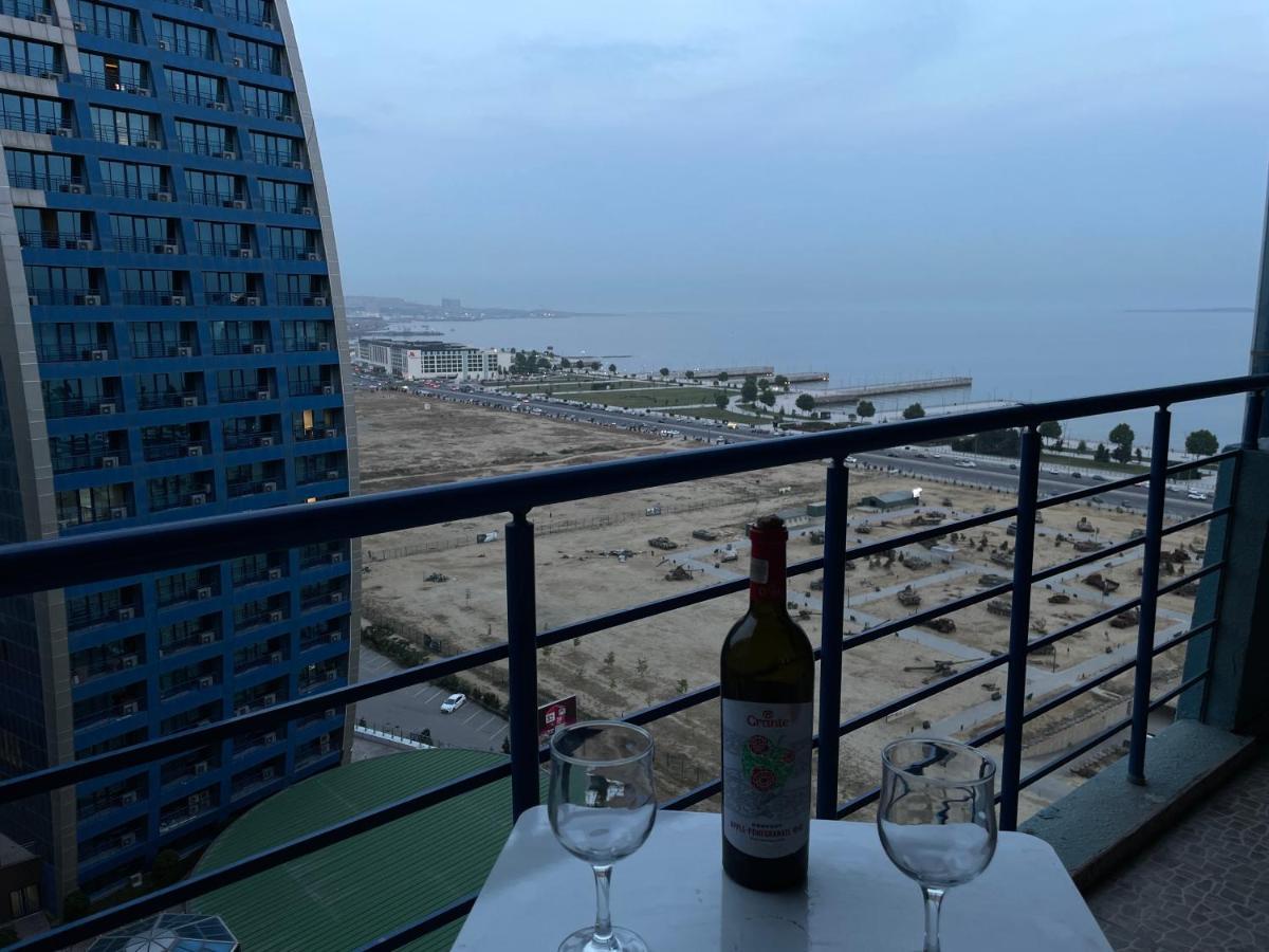 Sea View Lux Megafun Apartment Baku
